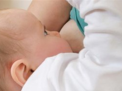 Γονιμότητα: Τα μωρά «μυρίζουν» το μητρικό γάλα