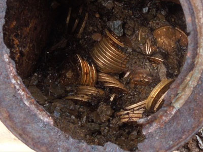 Κρυβόταν στον κήπο τους θησαυρός 10 εκατομμυρίων!