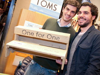 Νέα συλλογή γυαλιών από την TOMS