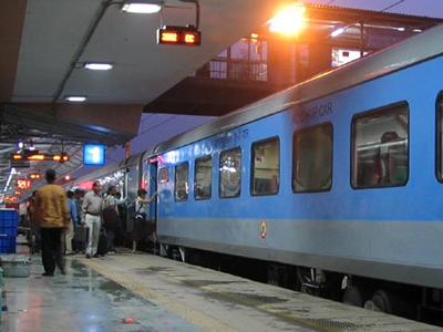 Ινδία: Αποκεφάλισαν άνδρα μέσα σε τρένο