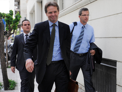 Η τρόικα βλέπει πρόοδο και… καθυστερήσεις