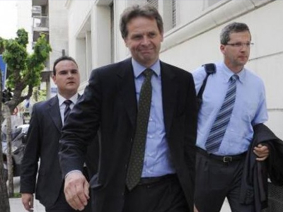 Η τρόικα επιστρέφει στην Ελλάδα