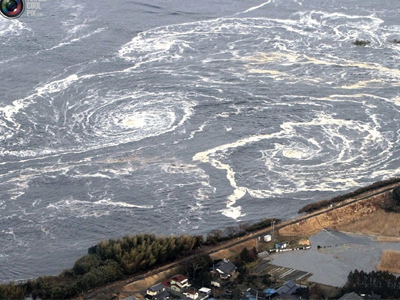 Για γιγάντιο τσουνάμι προειδοποιεί η ιαπωνική κυβέρνηση