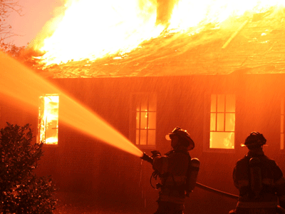 Νεκρός ηλικιωμένος από φωτιά σε θερμαντικό σώμα