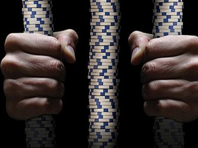 Κόρινθος: Συλλήψεις για παράνομο τζόγο