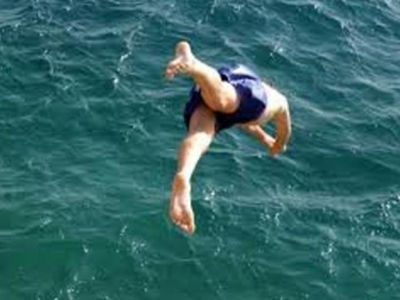 Τραυματισμός λουόμενου στο Τολό