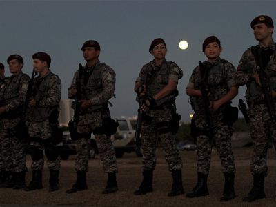 Βραζιλία: Στους απεργούς αστυνομικούς «χρεώνει» την έξαρση βίας η κυβέρνηση