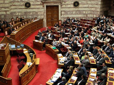 Ανέβηκαν οι τόνοι στη Βουλή για το σχέδιο «Αθηνά»