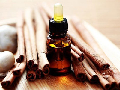 Αντιγήρανση με το θαυματουργό λάδι κανέλας