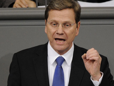 Δριμεία κριτική στον Φρίντριχ