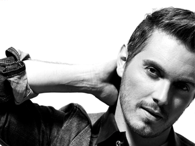 Η καλοκαιρινή περιοδεία του Μιχάλη