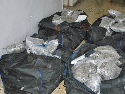 Πάργα: Μετέφεραν με σκάφος περισσότερα από 500 κιλά χασίς