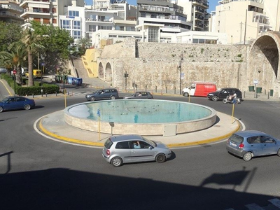 Άφρισε το σιντριβάνι