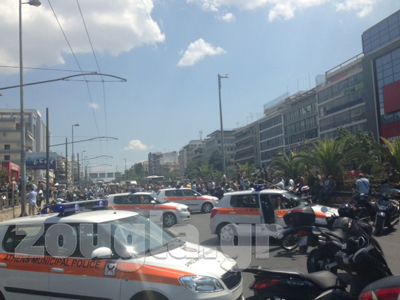 Συγκέντρωση δημοτικών αστυνομικών στα γραφεία της ΝΔ