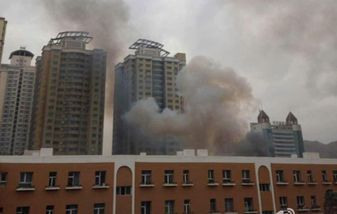 Καπνοί έχουν καλύψει την πόλη