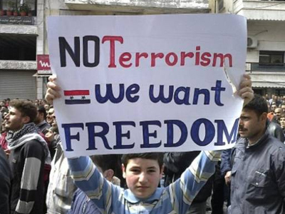 Ζητούν να απομακρυνθούν τα γυναικόπαιδα από την Χομς