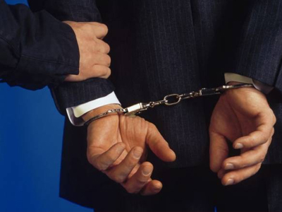 Συνελήφθη διευθύνων σύμβουλος εταιρείας για χρέη στο Δημόσιο