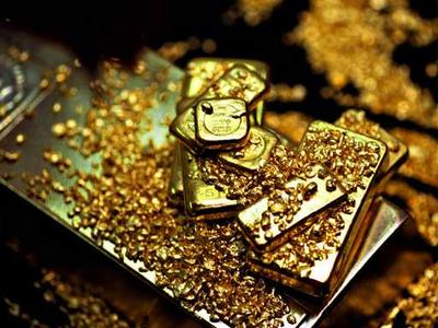 Η πολιτική ρευστότητα παρασύρει στην πτώση ευρώ και εμπορεύματα