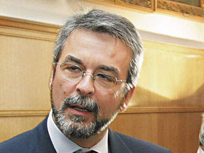 Νέα εντάλματα σύλληψης για τους άφαντους Χριστοφοράκο-Καραβέλα