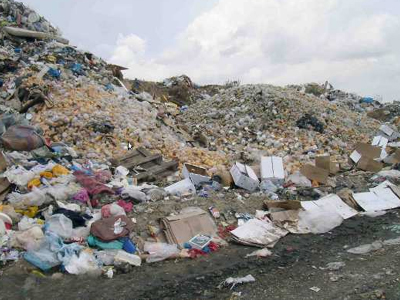 Παράνομες χωματερές εξακολουθούν να λειτουργούν στη Μεσσηνία