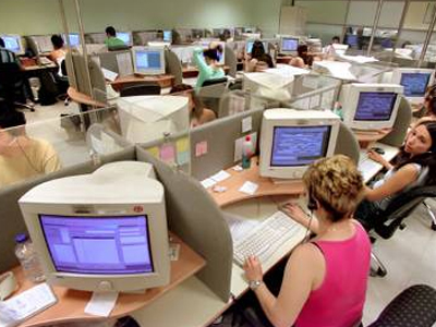 Απολύσεις 3% από κάθε υπουργείο