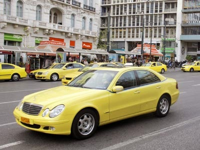 Συνελήφθησαν οδηγοί ταξί στο κέντρο της Αθήνας