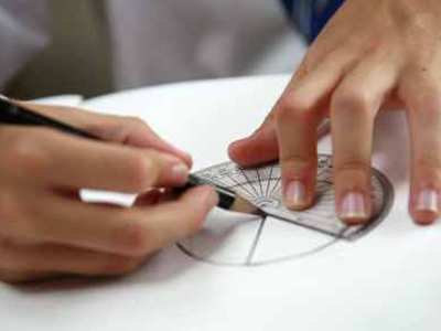 Τα ηλεκτροσόκ στον εγκέφαλο βελτιώνουν τις ικανότητες στα μαθηματικά