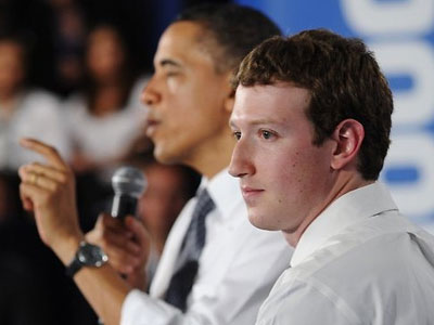 Ο ιδρυτής του Facebook τα βάζει με τον Αμερικανό πρόεδρο