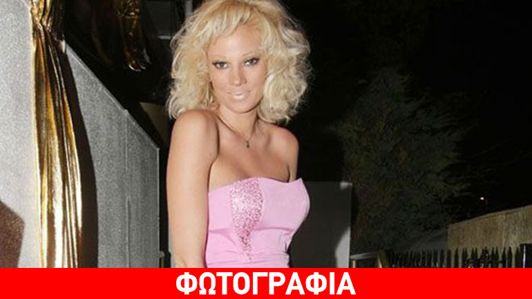 To «online μαγαζί» της Τζούλιας Αλεξανδράτου – Βγάζει στο σφυρί τα ρούχα της!