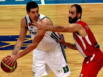 Στη Δημόσια Τηλεόραση το ντέρμπι «αιωνίων»