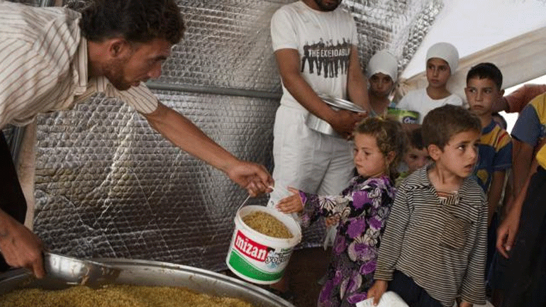 Συνομιλίες στη Μόσχα με επίκεντρο την ανθρωπιστική κρίση