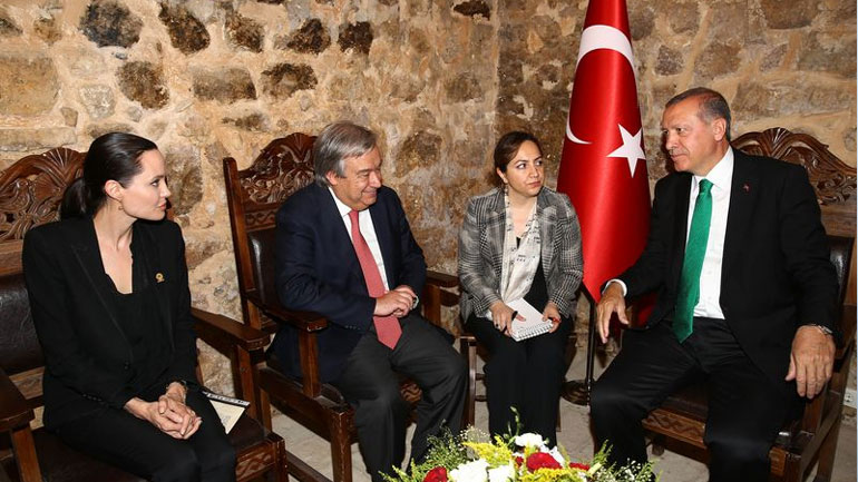 Η Angelina Jolie  συνάντησε τον Ερντογάν με αφορμή την Παγκόσμια Ημέρα Προσφύγων