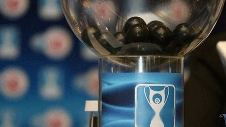 Super League Vs Football League στα ημιτελικά!