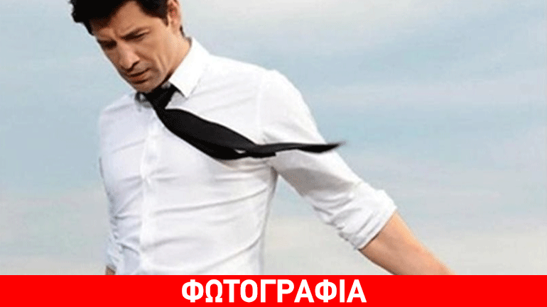 Δείτε τον Σάκη Ρουβά στις πρόβες για το «Άξιον Εστί»!