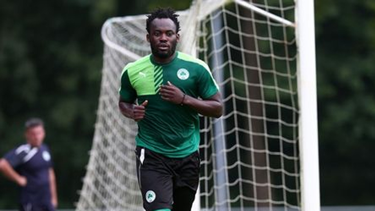 Επιστρέφει ο Εσιέν