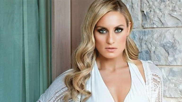 Ελεονώρα Μελέτη: Παρουσιάστρια στα καλλιστεία «Σταρ Ελλάς 2015»!