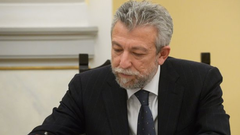 «Η κυβέρνηση είναι εδώ για να διασφαλίσει τη νομιμότητα»