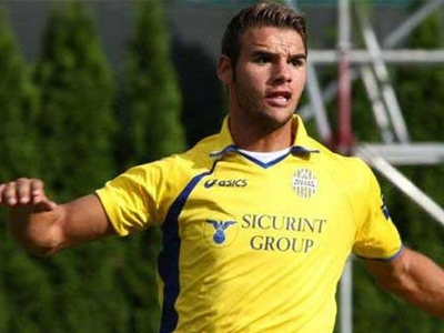 Υπέγραψε στη Ρόμα ο Ταχτσίδης Υπέγραψε στη Ρόμα ο Ταχτσίδης