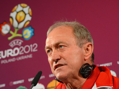 Παραιτήθηκε ο Σμούντα!