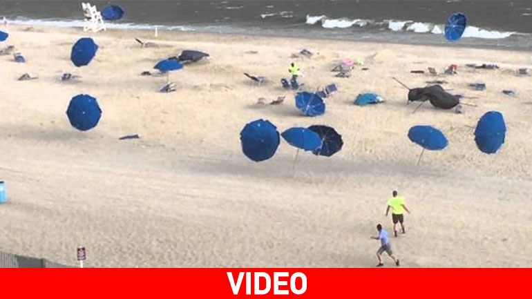 Ομπρέλες χορεύουν σαν μπαλαρίνες