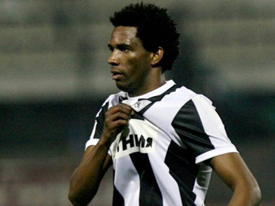 Κάταγμα στο χέρι ο Λίνο