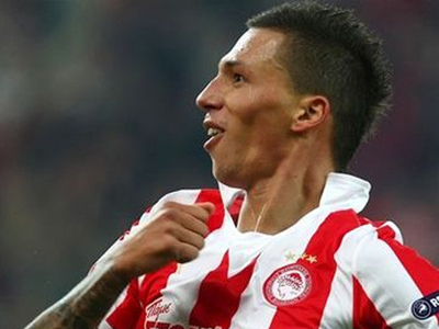 «Τσεκάρει» Χολέμπας η Σεντ Ετιέν!