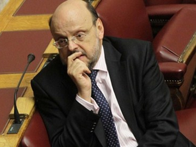 Οι «ατάκες» του Ευάγγελου Αντώναρου για τον υποψήφιο πρόεδρο