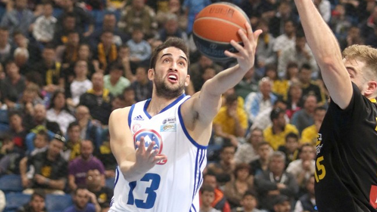 Δύσκολες ώρες για τον Μάριο Ματαλών