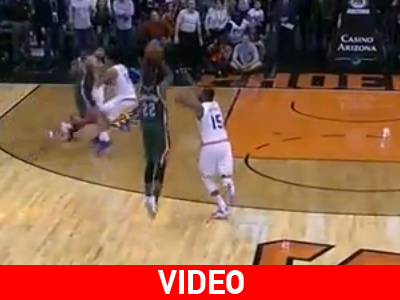 Νίκη με buzzer beater για τους Μπακς!