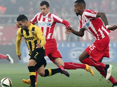 Η… μπάλα στη Super League για το ΑΕΚ-Ολυμπιακός