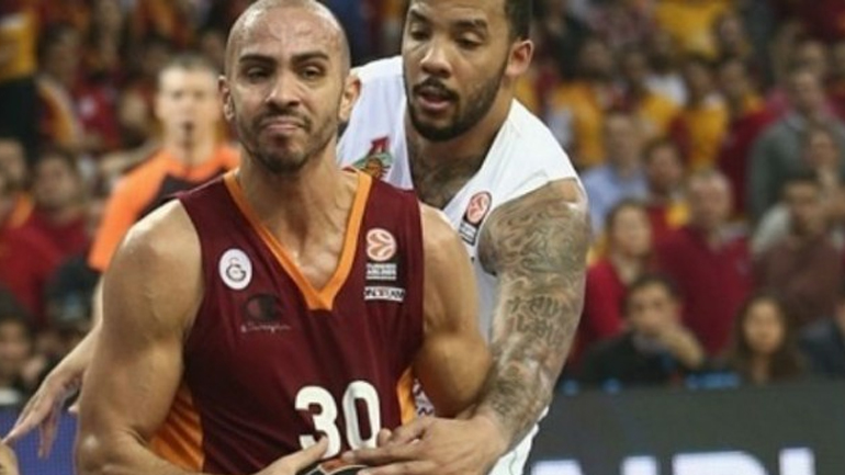 Διαψεύδουν για Αρόγιο στην ΑΕΚ