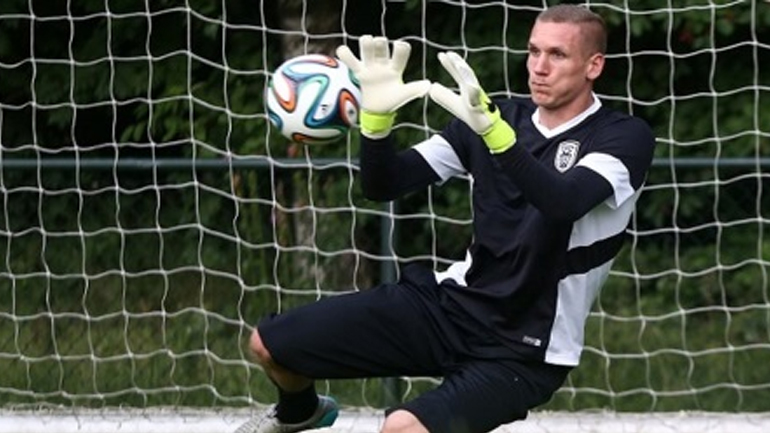 «Να είμαστε προσεκτικοί στην άμυνα»