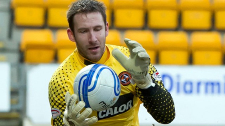 Πλησιάζει στον Ηρακλή ο Πέρνις