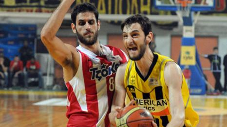 Μπάσκετ: Στο Κόσοβο ο Τσακαλέρης